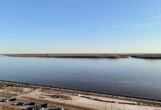 Уровень воды в реке Обь в районе Нижневартовска продолжает расти