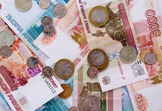 Жители Югры вложили во вклады 472 млрд рублей — вдвое больше, чем тюменцы и ямальцы