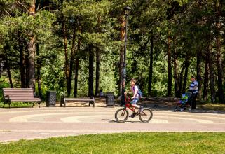 В Сургуте в этом году установят 18 велопарковок