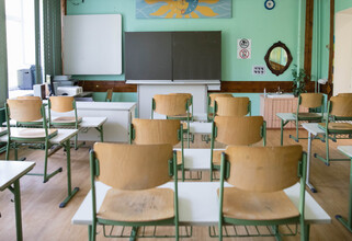 Ученики 1-8 классов абсолютно всех школ Сургута отправляются на недельный дистант