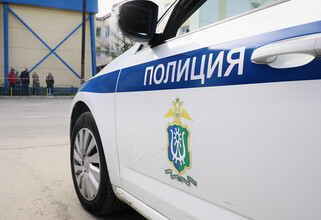 В ХМАО неизвестные изуродовали плакат к 9 Мая фашистской свастикой