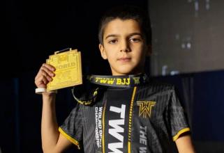 Восьмилетний спортсмен из ХМАО стал двухкратным чемпионом мира по джиу-джитсу