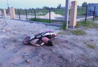 В Сургуте на дачах разбился 44-летний мотоциклист