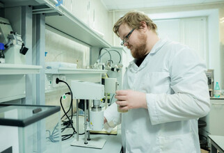 Молодой ученый СурГУ создает вещество для защиты бурового оборудования