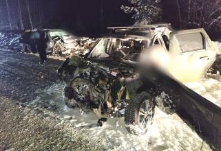 В Югре 26 января из-за опасного обгона погиб водитель «Рено»