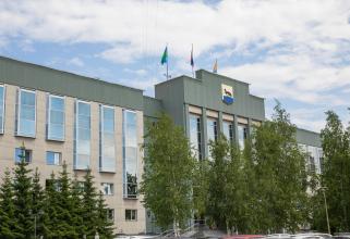 Бизнесменам из Сургута от лица администрации начали звонить мошенники