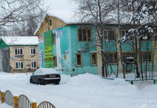 В Лянторе Сургутского района начали сносить аварийное жилье