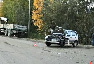 В Нефтеюганске в ДТП пострадали два человека // ФОТО, ВИДЕО