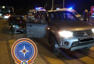 В Нижневартовске водитель пикапа спровоцировал ДТП — из-за него в больницу попали два человека