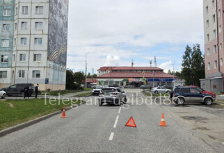 В ХМАО сбили 12-летнюю девочку, перебегавшую дорогу в неположенном месте