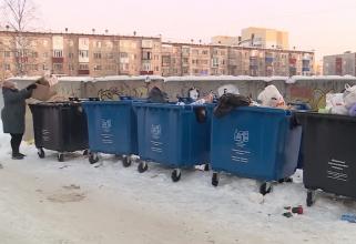 В Нефтеюганске и районе заработала 2-контейнерная система сбора отходов