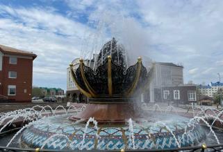 В Ханты-Мансийске забили фонтаны