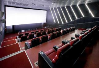 В двух отдаленных поселениях Сургутского района появятся кинотеатры