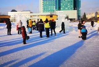 Ледяные городки в Сургуте простоят до марта