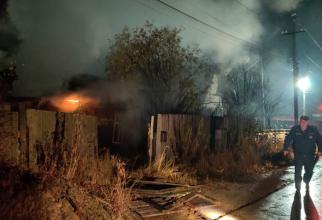 В Югре на пожаре скончался один человек и еще один — наглотался дыма