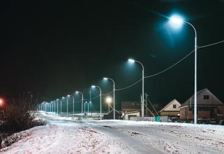 В пяти поселках Сургутского района заменят уличное освещение
