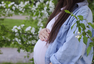 Депутаты предложили сократить беременным россиянкам рабочий день до шести часов