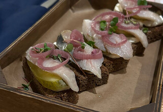 Сургутский бизнесмен намерен избавиться от старейшего бара, возобновившего работу спустя 10 лет 