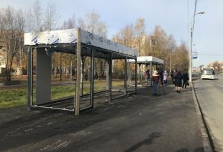 В Сургуте в центре города появятся еще две теплые остановки — более дорогие и прочные