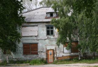 Власти Сургута хотят переводить нежилые помещения в жилые, чтобы селить в них людей