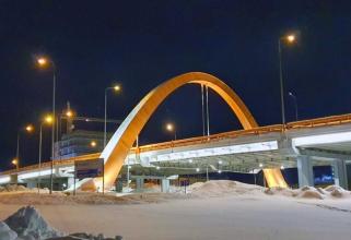 Подсветка оранжевого моста в Сургуте готова наполовину