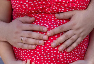 Вдвое выросло число партнерских родов в Сургуте