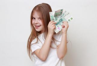 В Югре детям, чьи родители не платят алименты, перечислят 20,4 тысячи рублей
