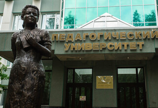 Выпускников с низкими баллами за ЕГЭ не возьмут в российские вузы даже за деньги