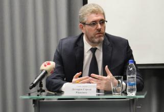 В Югре в отставку уходит глава Нефтеюганска Сергей Дегтярев